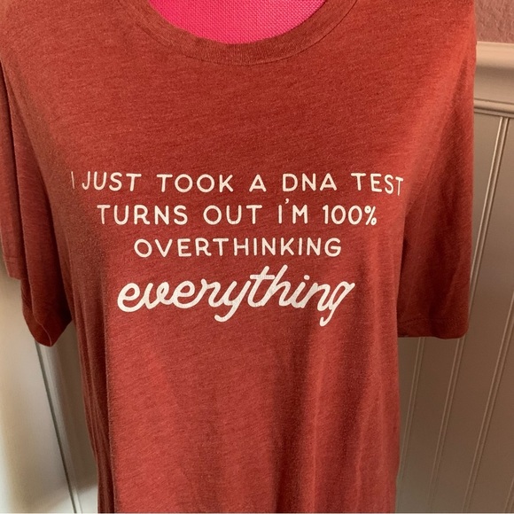 SLP Tops - 👗Funny Graphic tee size XL, rust color